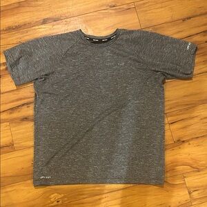 Nike Swim Dark Gray Men's Short Sleeve Tee